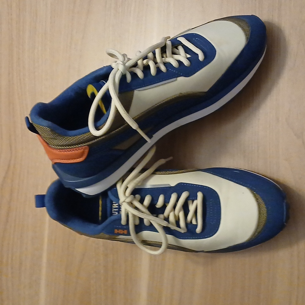 Puma x Helly Hansen Rider Sneakers in Size 10
